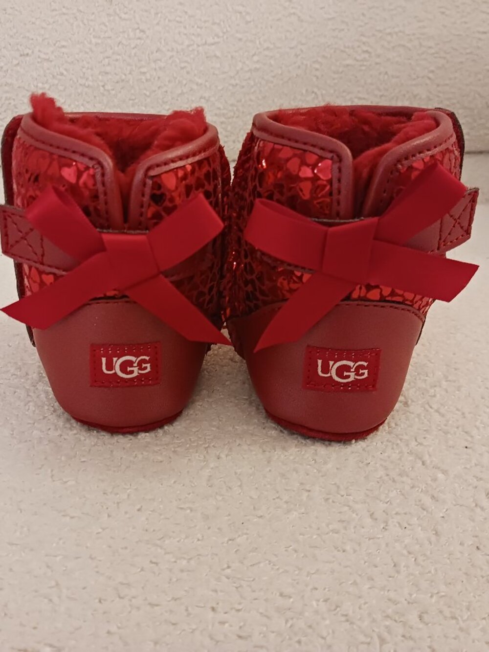 UGG Jesse Bow Gel Heart Red Baby Boots Size 04/05
